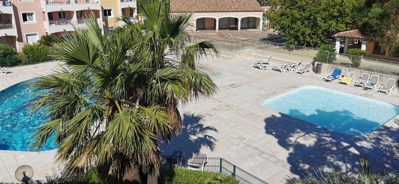 Appartement Piscine Mer Montagne 雷以桑布尔 外观 照片