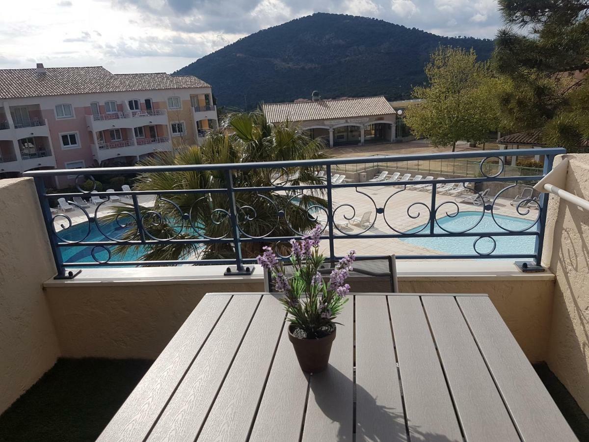 Appartement Piscine Mer Montagne 雷以桑布尔 外观 照片